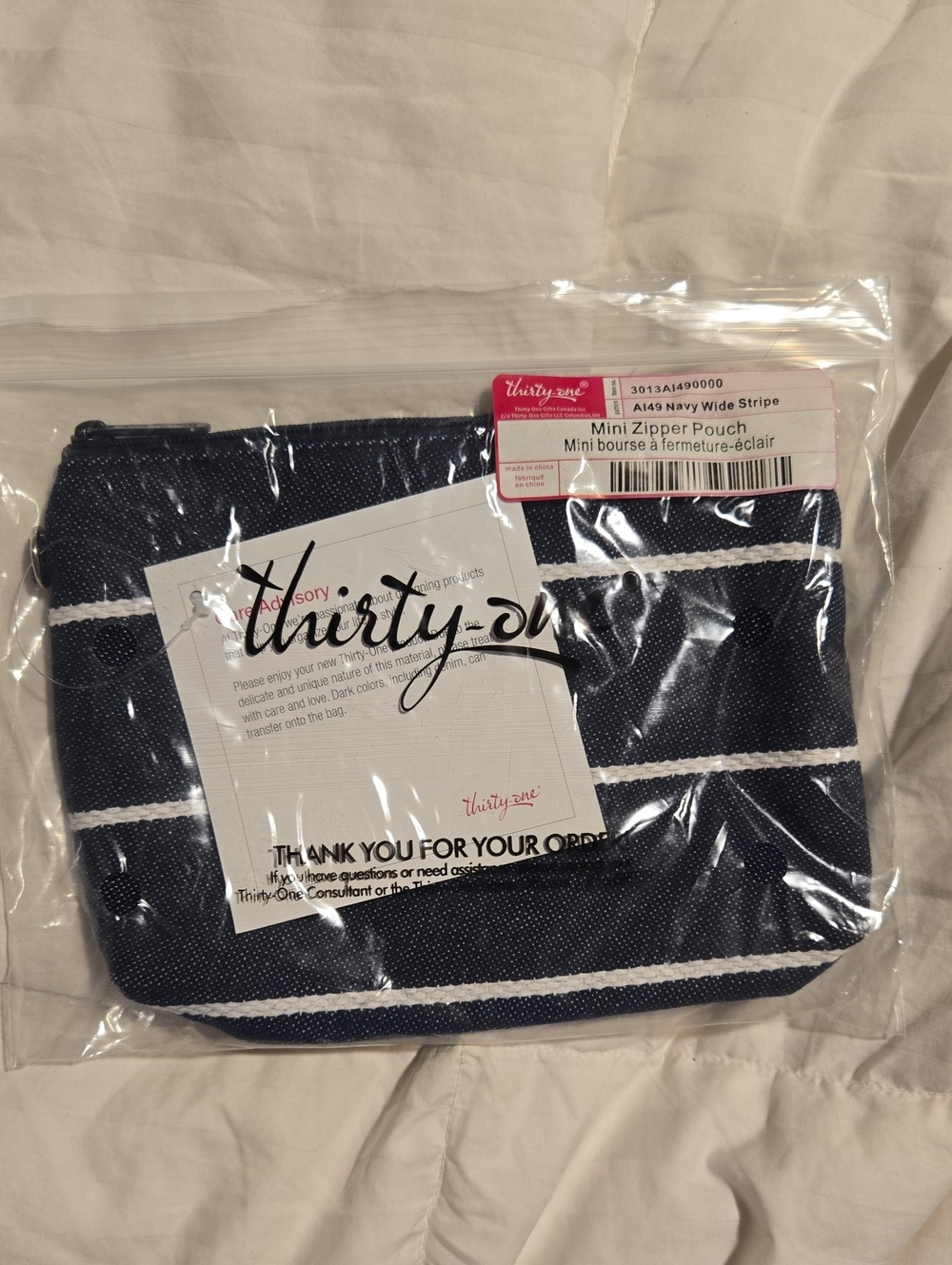 Thirty-one Mini Zipper Pouch Navy Wide Stripe Pattern